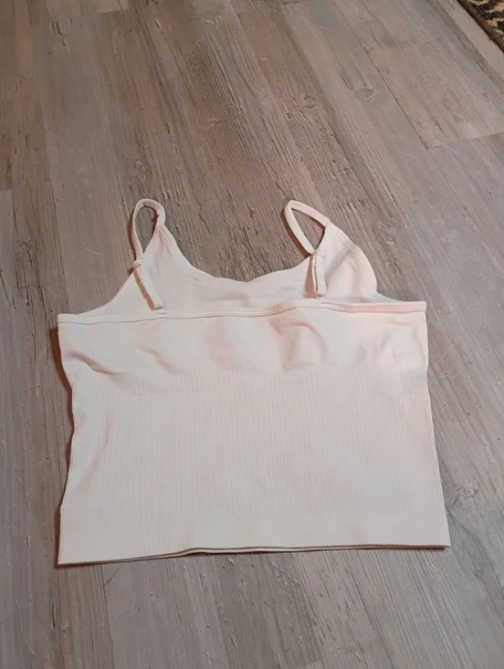 Top - Picture 3 of 4